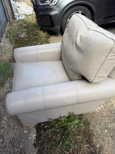 Free leather armchair - leather,
