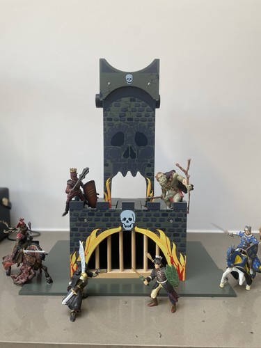 Wooden castle papo - wooden,