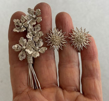 VINTAGE FINE SILVER FILIGREE FLOWER BROOCH & SCREW BACK EARRINGS floral pin 800