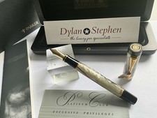 Parker Duofold Centennial Pearl and black fountain pen 18K Fine gold nib NEW