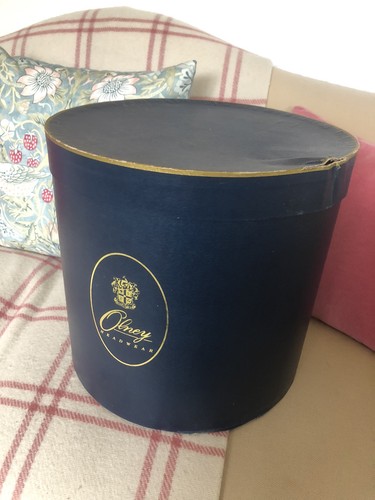 Vintage olney hat box - hat, box.
