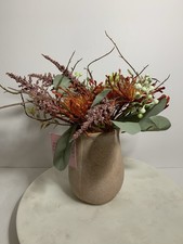 Artificial Flowers Arrangement
