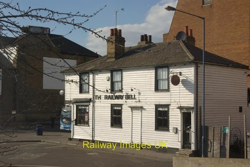 Photo pub the railway bell - pub,