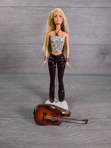 Mattel shakira barbie singing - shakira,