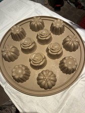 Pampered Chef Mini Muffin Pan