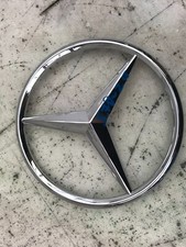 MERCEDES BENZ FRONT LOGO GRILL