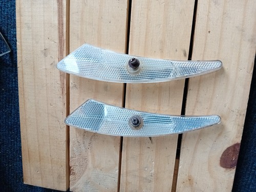 Retro cateye comet - tail, wheel