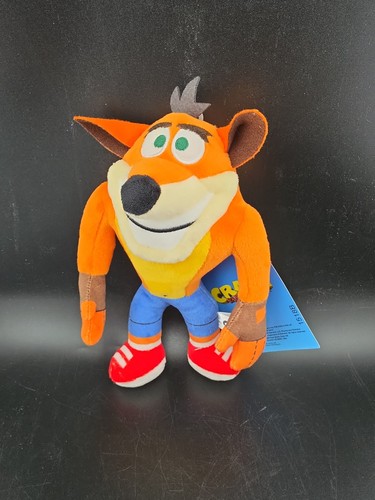 Crash bandicoot green eyes - green,