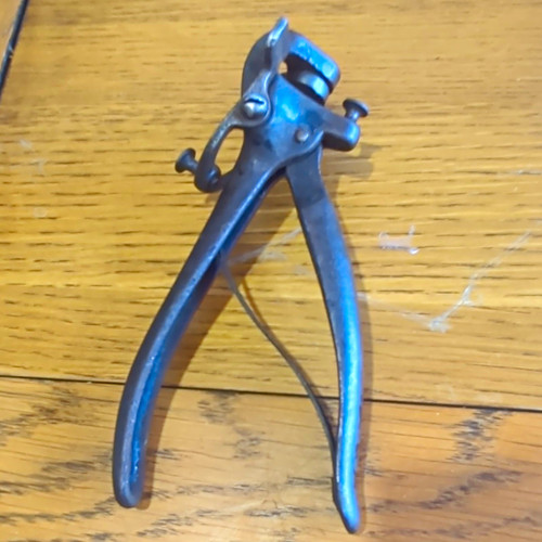 Disston monarch saw tooth tool - disston,