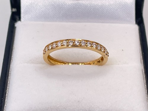 22ct gold hallmarked cubic - 22ct,