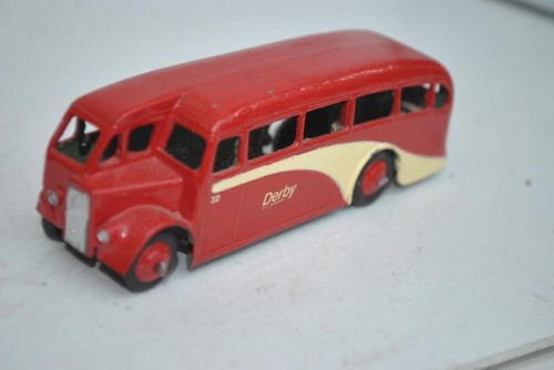 Dinky toys leyland - -, half