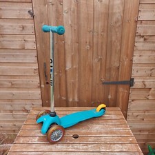 Micro Blue Scooter Kickboard