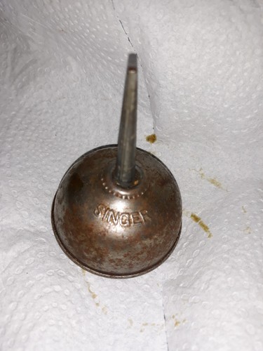 Small 7cm high singer - 7cm, "singer"