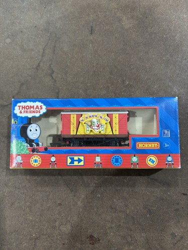 Boxed hornby r9207 circus - r9207, van