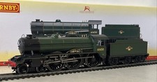 Hornby R2922 LNER Class B17/6 61650 Grimsby Town BR Green Late Crest New