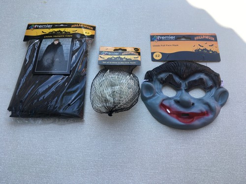 Halloween cape rubber mask - cape,