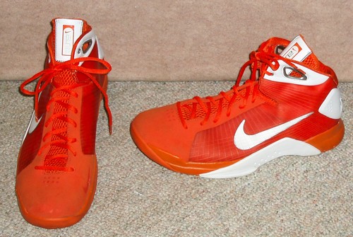 Men orange nike hyperdunk - men's,