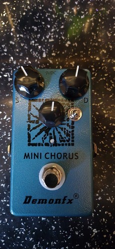 Demonfx mini chorus - chorus, pedal