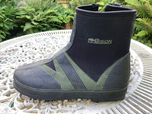 Bison studded sole neoprene