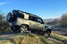 Land Rover (any model)