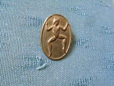 1940s VINTAGE BRASS BROWNIE PROMISES PIN BADGE - GIRL GUIDES