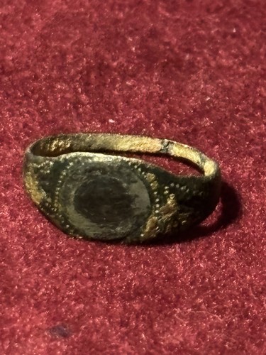 🔱Roman bronze finger ring