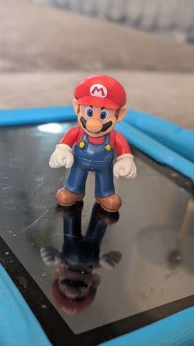 Small super mario - small,