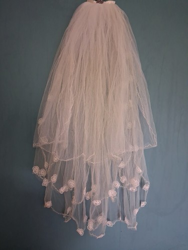 Ivory veil tier fingertip - ivory, 3