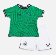 Newcastle United Baby Kit 0-3 Months Brand New Sealed Mini Kit