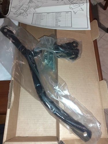 Suzuki dr750 big brackets givi