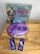 2004 Bratz Cloe nail salon dryer station battery operated nail buffer manicure