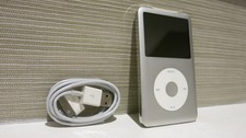 apple ipod classic 80gb in silver mint condition