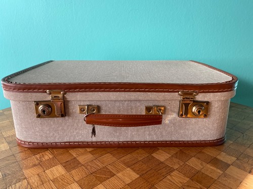 Old children suitcase doll s - old, doll's
