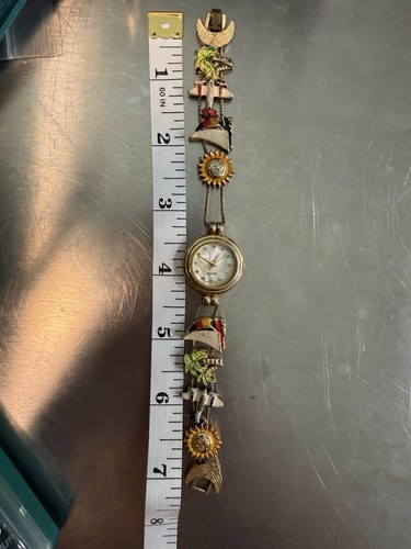 Gold toned quartz - gold-toned, watch
