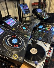 🎶 Pioneer DJ Ultimate Setup | 3× CDJ-3000 + DJM-A9 + 2× PLX-1000 + RMX-1000 🫨