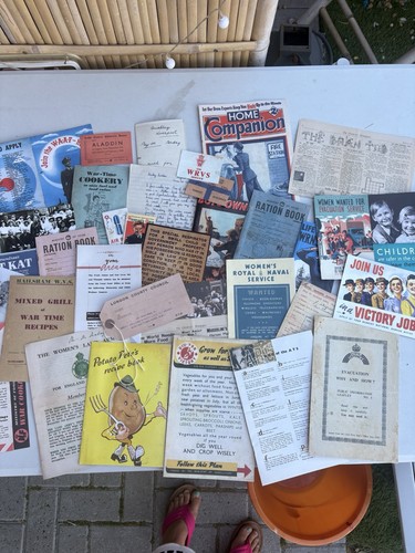Ww2 replica memorabilia - replica,