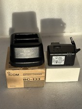 ICOM BC 133 Charging Pod And Psu For BP195 And BP196 New In Box
