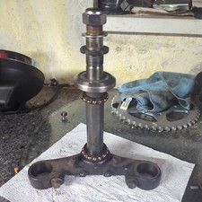YBR250 Bottom Yoke Genuine