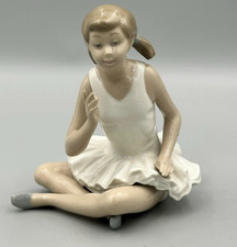 Nao by Lladro Spain Ballerina