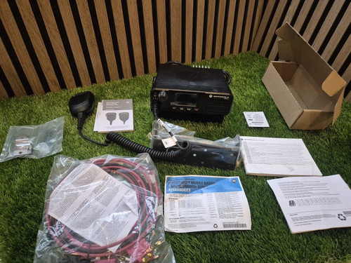 Motorola dm4401e uhf dmr two - motorola,