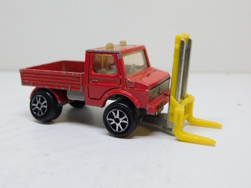Majorette unimog red - 1/62,