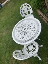 cast aluminium garden furniture set used