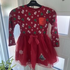 Beautiful Stunning Christmas ? Dress Mesh With Snow Balls Inside Age 6-7 