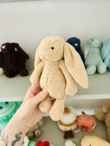 Small jellycat honey - small,