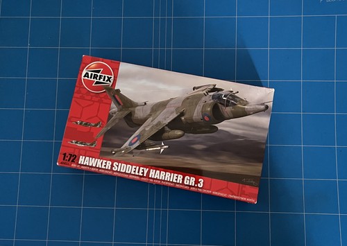 Airfix hawker siddeley - -,