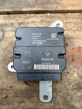 Airbag control module off a Renault Clio 2016 985101389R
