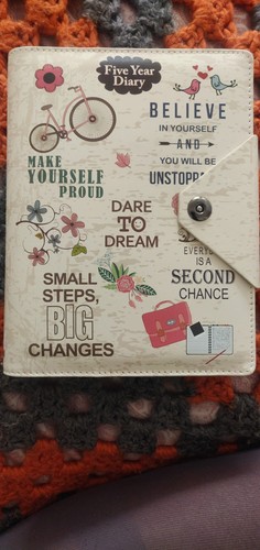 Five year diary organizer - five,