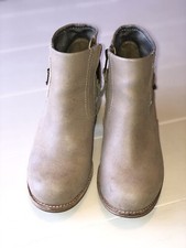 Caterpillar Annette (Women's) Size 6 Tan