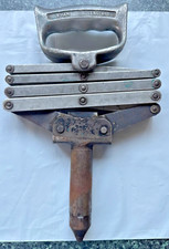 Vintage  GEO TUCKER EYELET Co Ltd TT4B Rivet Gun Lazy Tong Tool