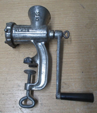 Vintage Spong No 6 Mincer /
